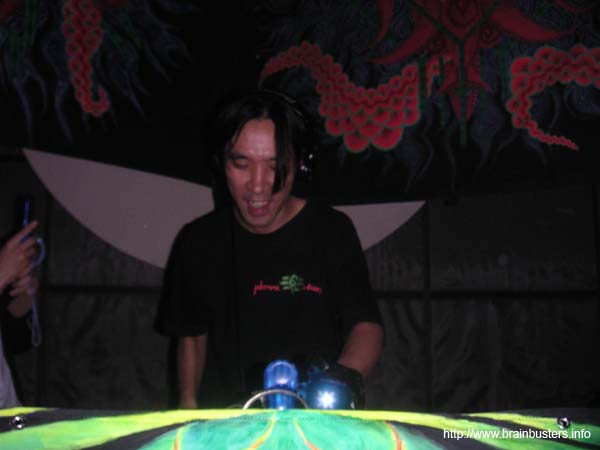 20060811-30